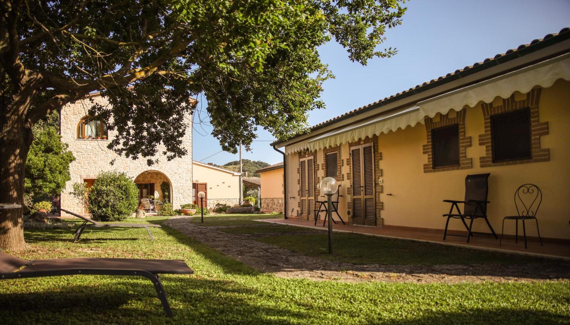 Agriturismo La Vecchia Quercia مونتيميرانو المظهر الخارجي الصورة