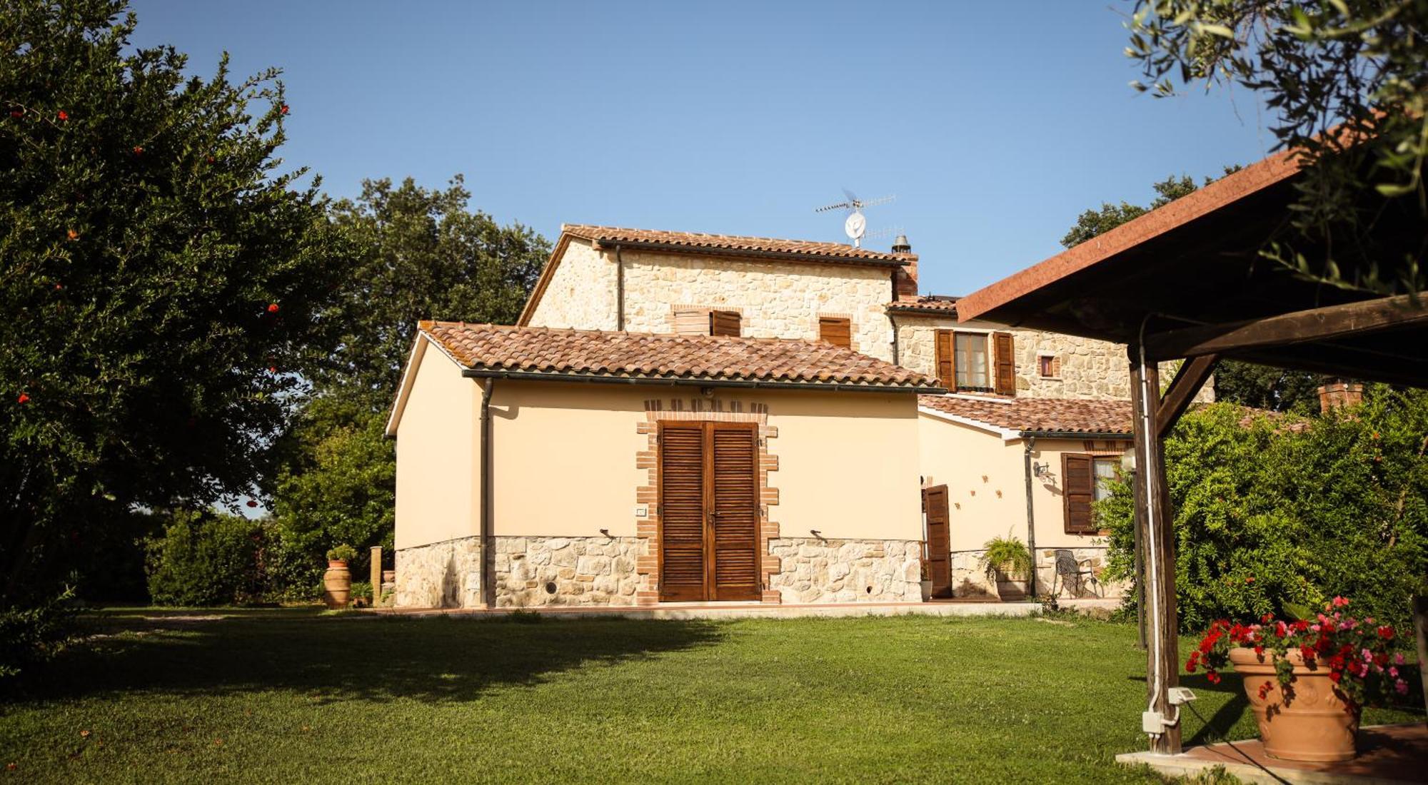 Agriturismo La Vecchia Quercia مونتيميرانو المظهر الخارجي الصورة