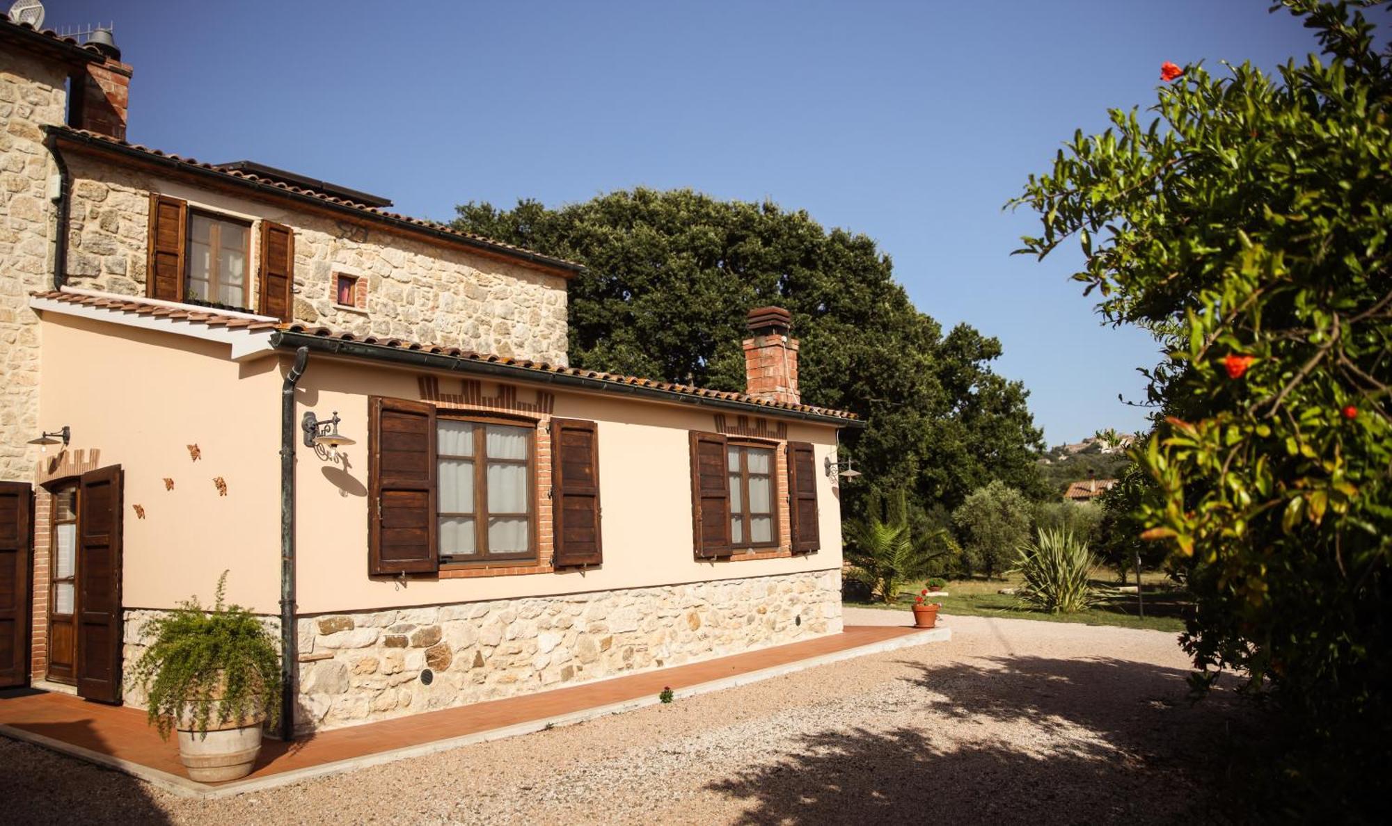 Agriturismo La Vecchia Quercia مونتيميرانو المظهر الخارجي الصورة